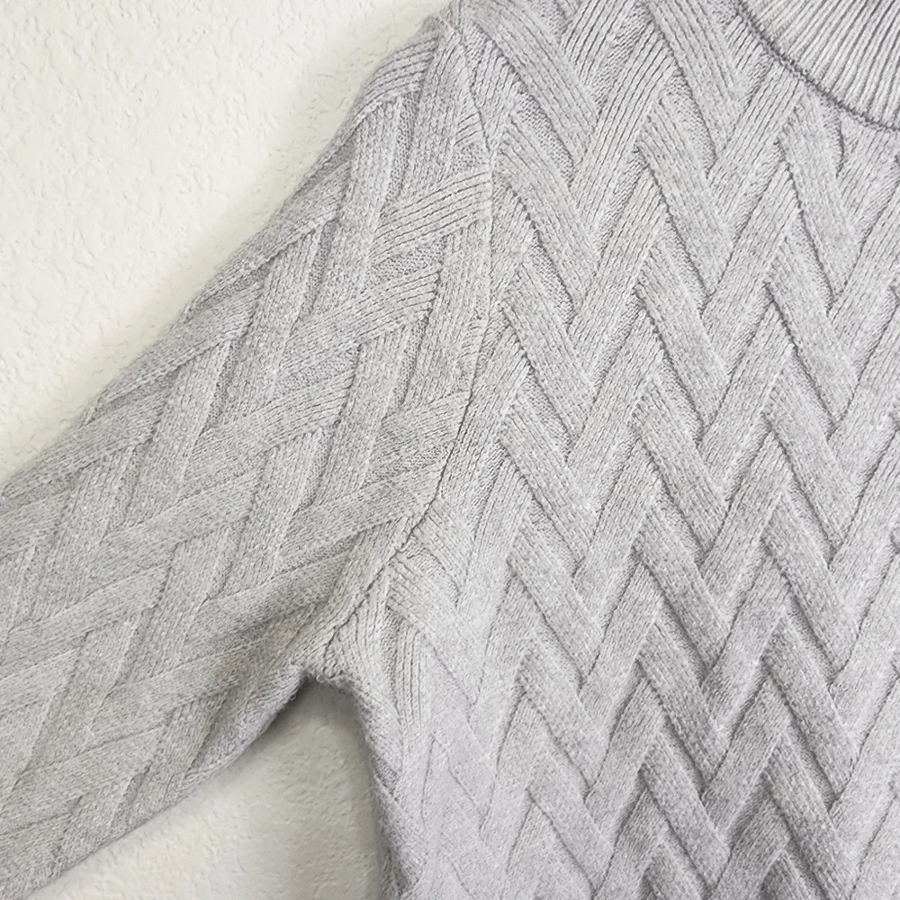 Evolution Mockneck Gray Soft Cozy Sweater Size L